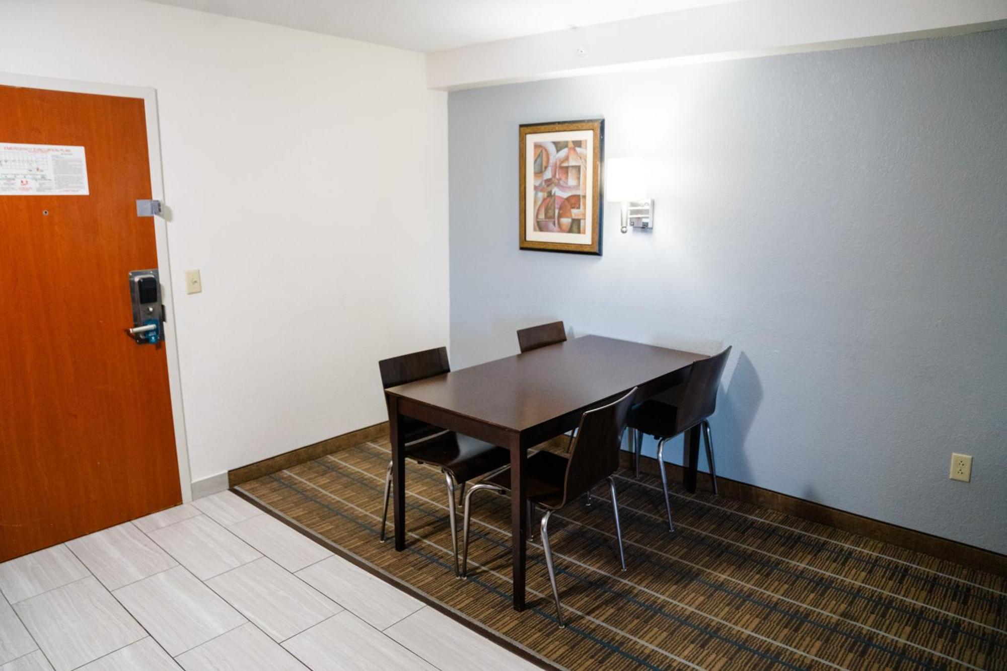 Mainstay Suites Knoxville North I-75 Buitenkant foto